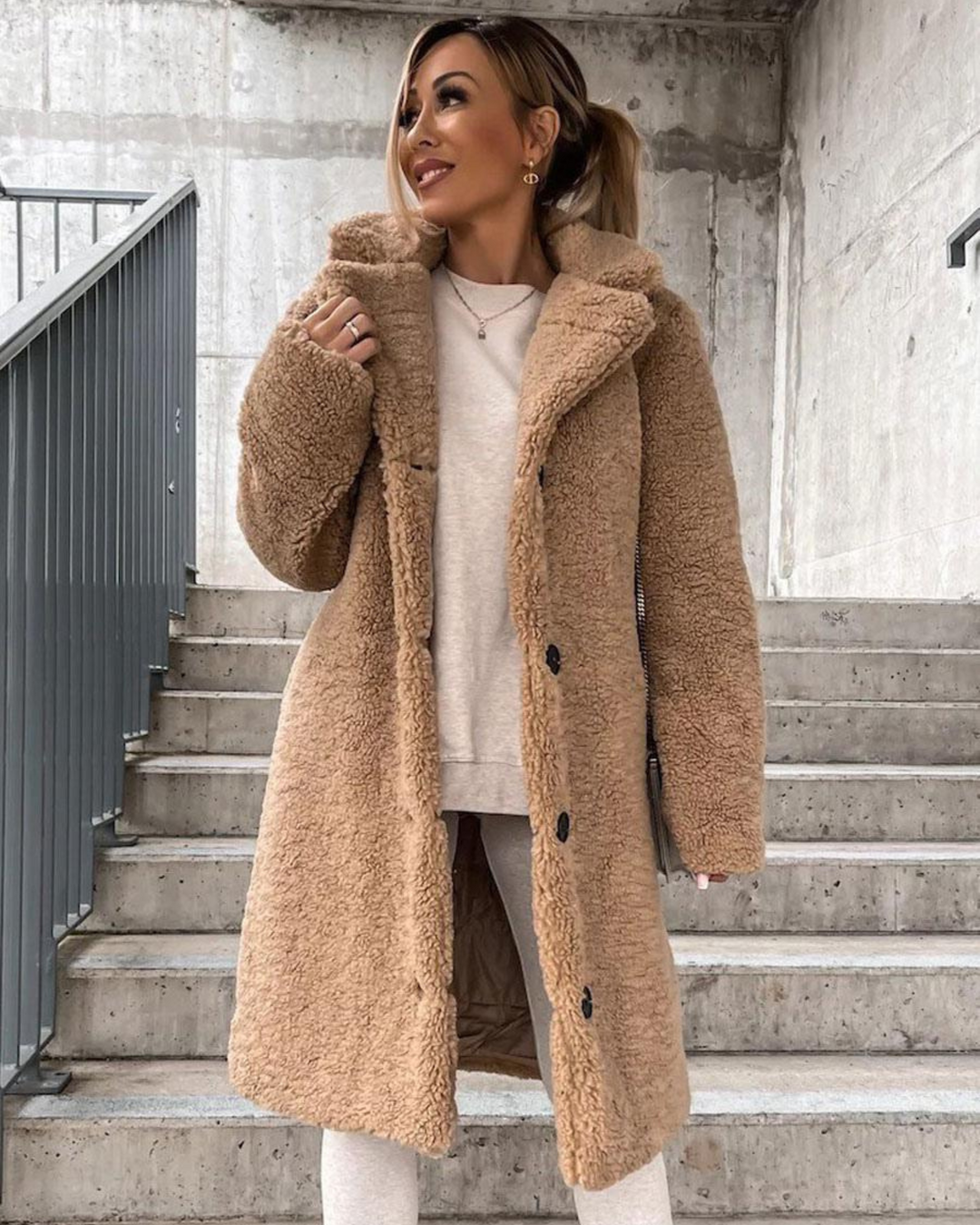 AROA - SUPREME SOFT TEDDY COAT