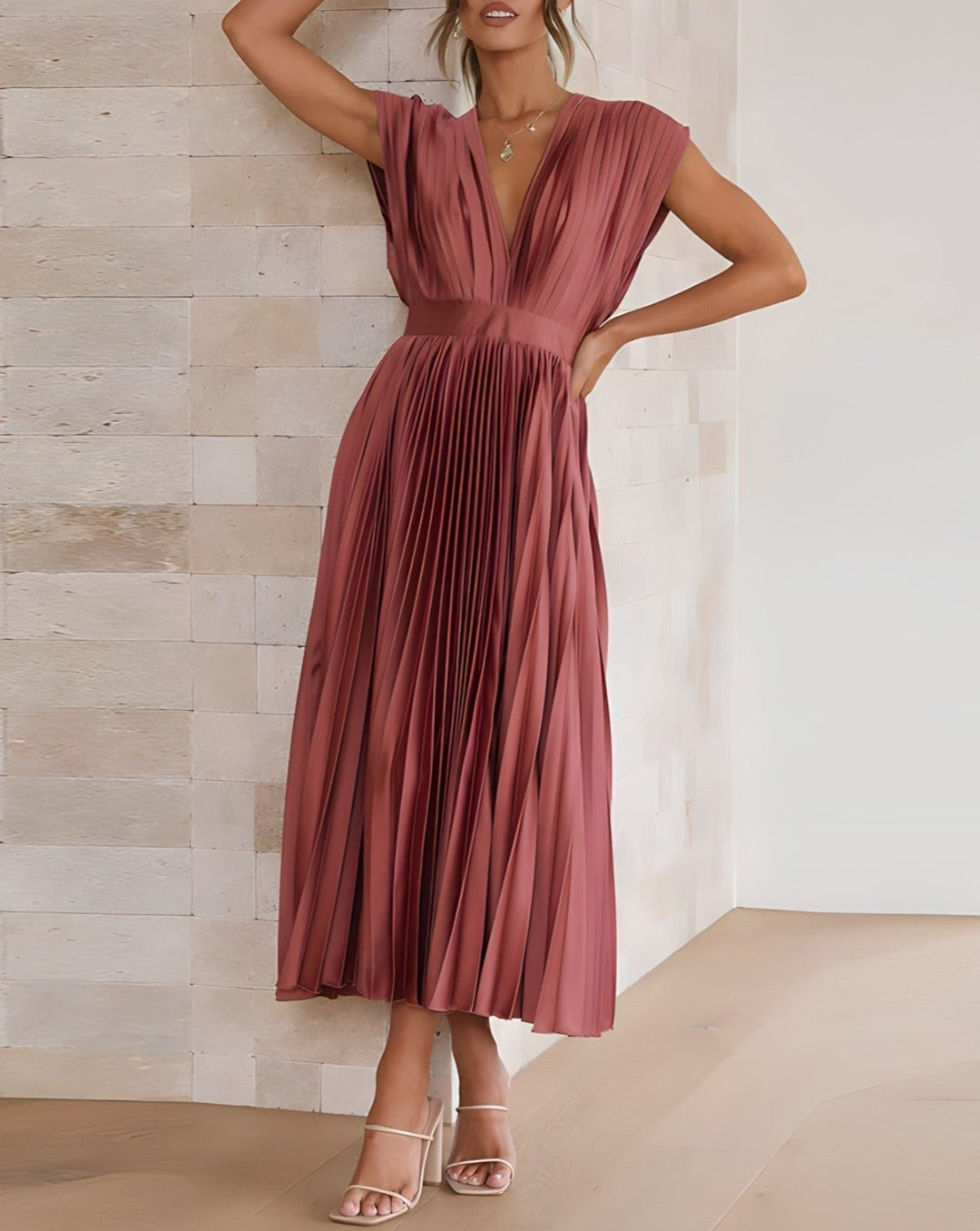 Elena - Sleeveless Pleated Midi Dress